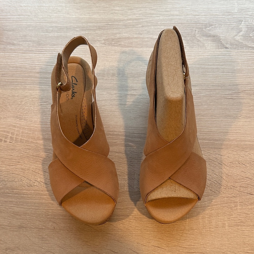 Clarks Women's Brown Wedge Sandals
